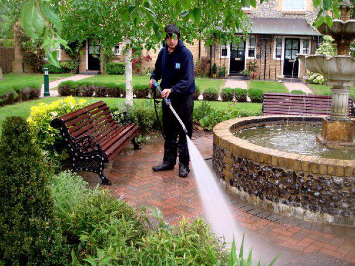 Driveway & Patio Cleaning